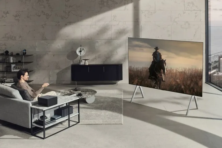 LG präsentiert den ersten kabellosen OLED-Fernseher LG präsentiert den ersten kabellosen OLED-Fernseher